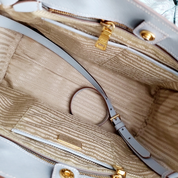 TRADE Prada Large Saffiano Bag - Picture 7 of 8